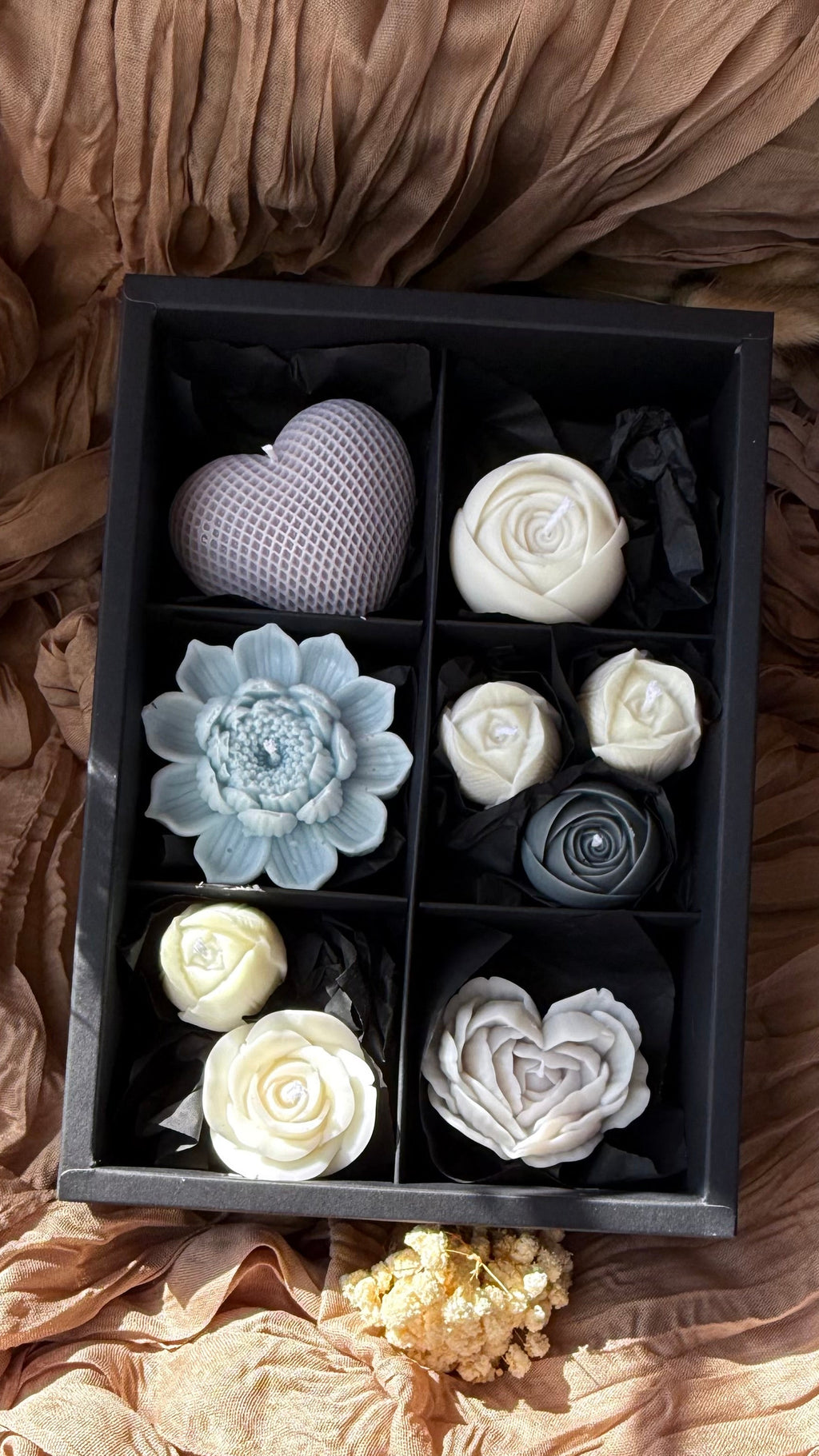 BOTANICAL CANDLES - Flowers and Hearts Sculpted Candles — Gift Box 6