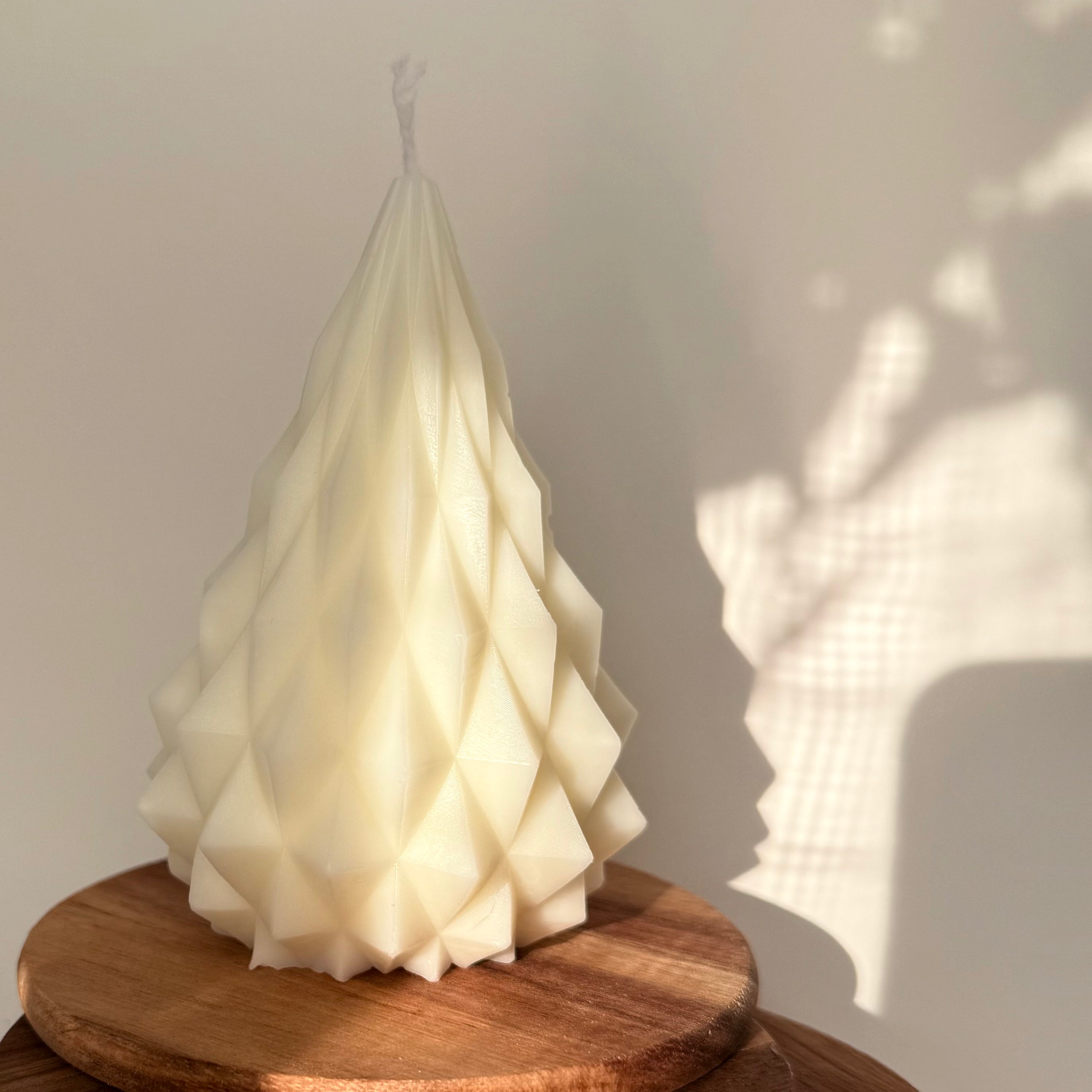 CHRISTMAS SCULPTED CANDLES