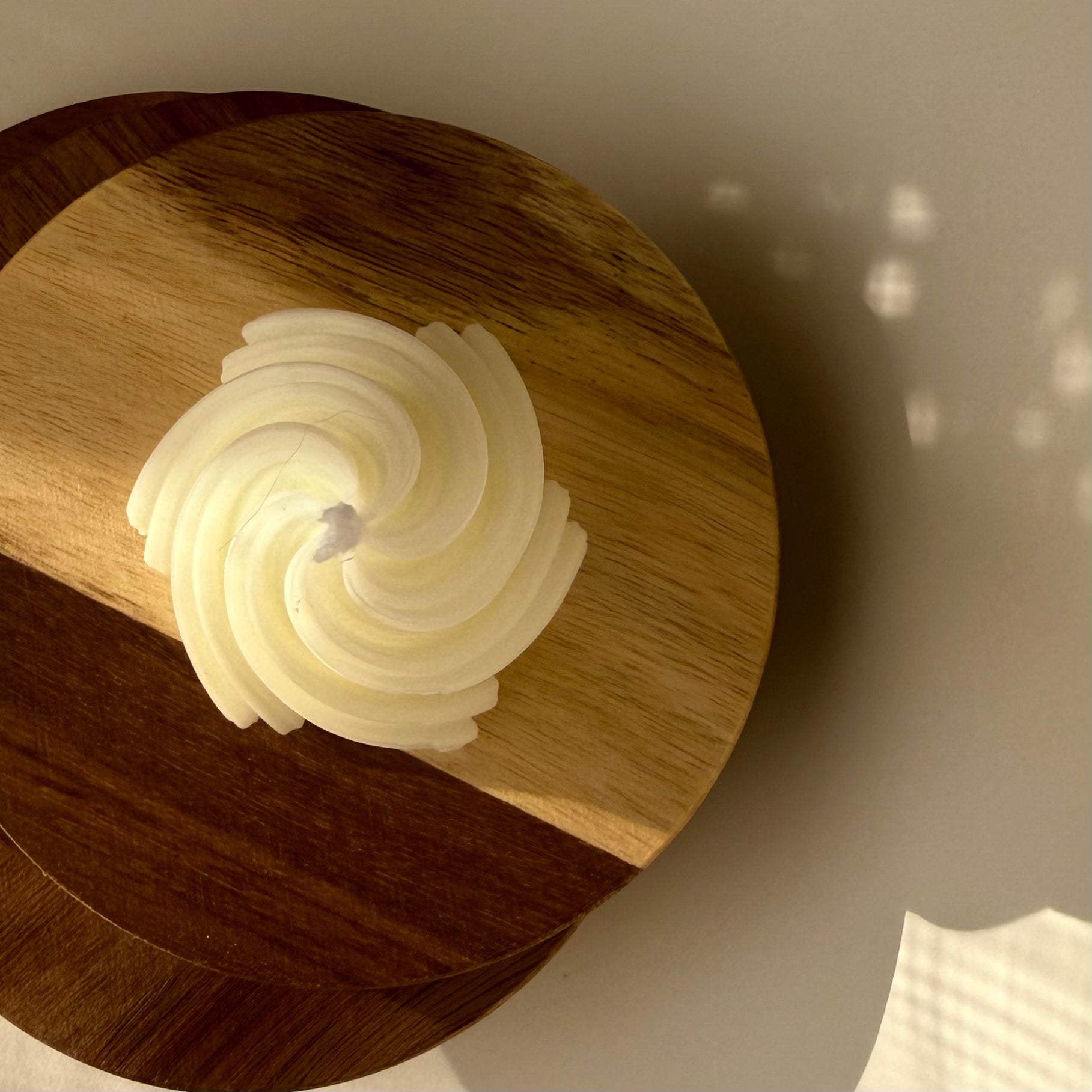 CHRISTMAS SCULPTED CANDLES