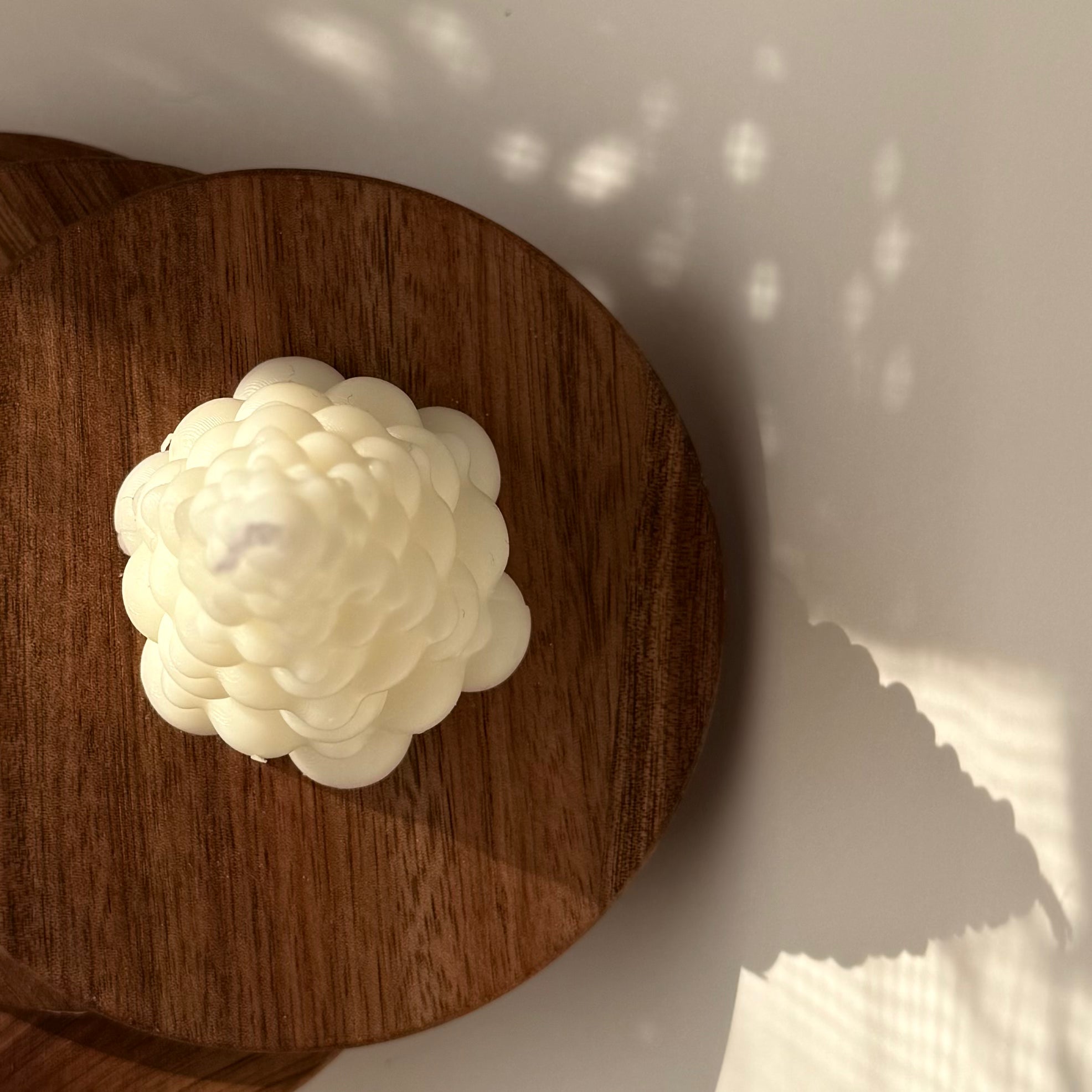 CHRISTMAS SCULPTED CANDLES